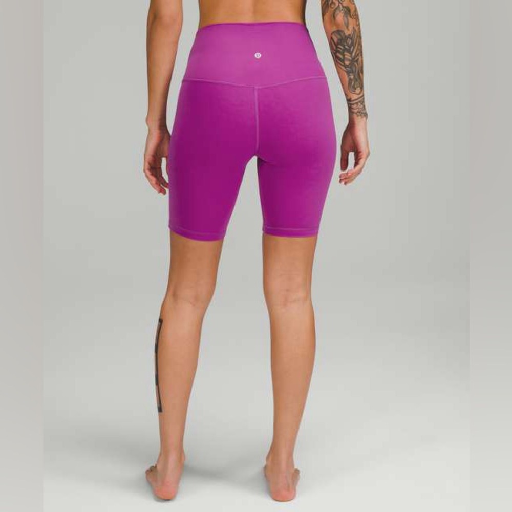 🩷 LULULEMON Biker Shorts